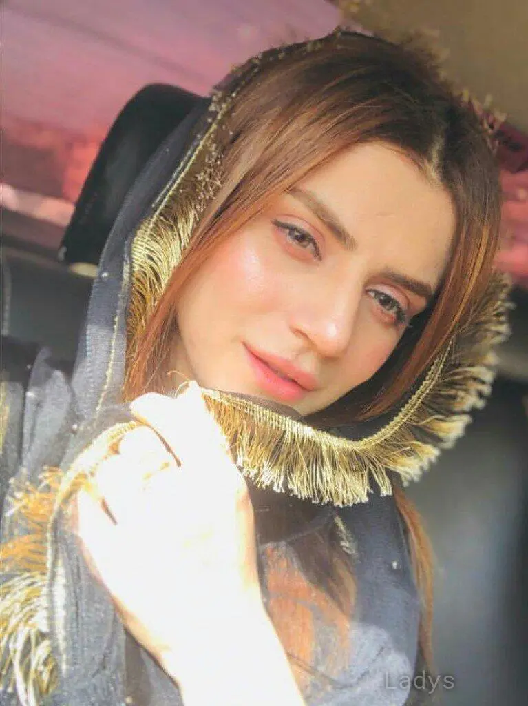Laila, 23 years latina escorts girl, height 167 sm, Weight  kg, listcrawler Dubai