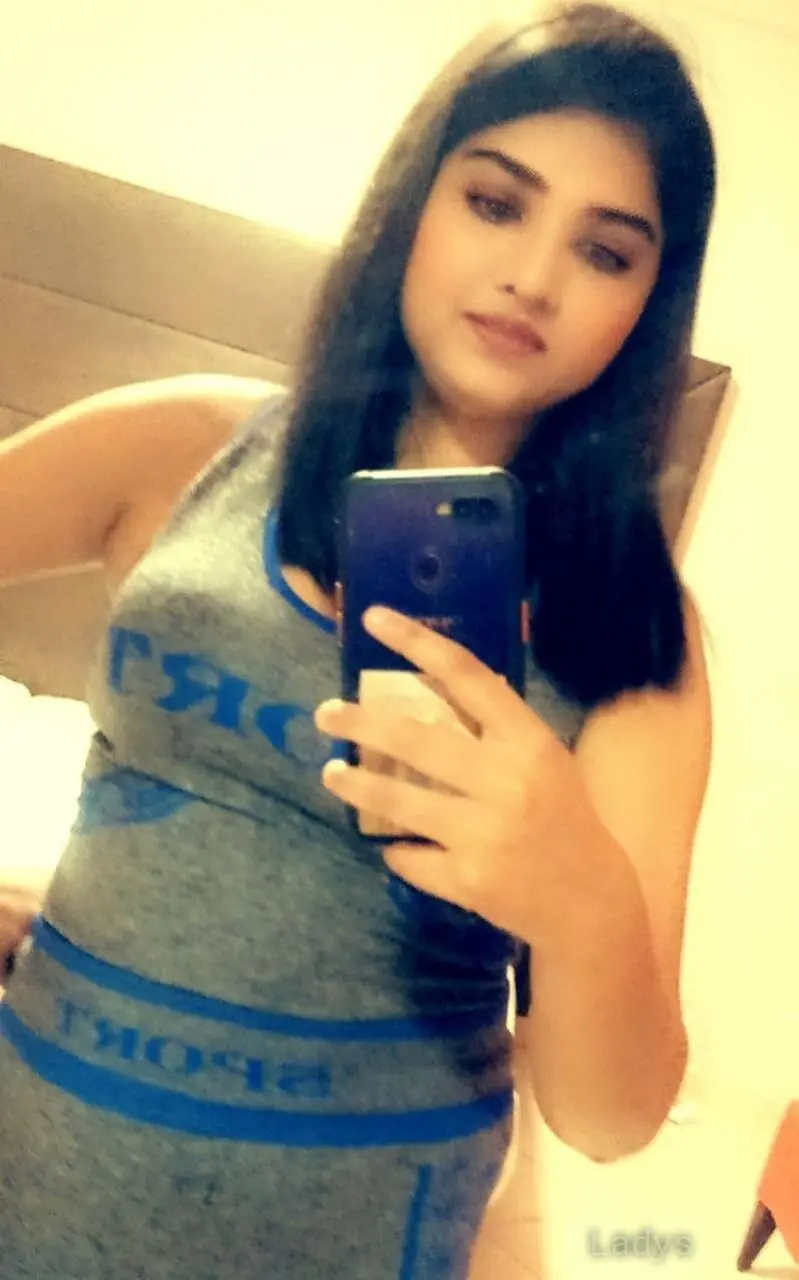 Rashmi Indian Milf, 23 years latina escorts girl, height 167 sm, Weight  kg, listcrawler Dubai