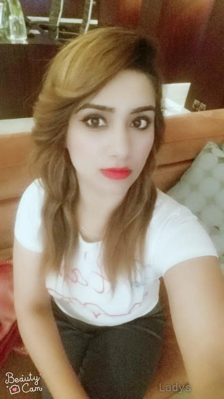 Reema, 23 years latina escorts girl, height 168 sm, Weight kg, listcrawler Dubai