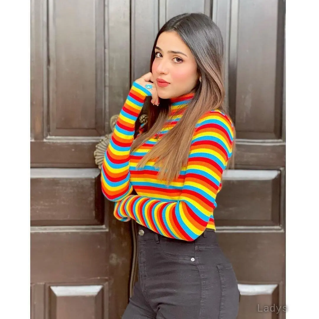 Rubi, 22 years latina escorts girl, height 163 sm, Weight kg, listcrawler Dubai