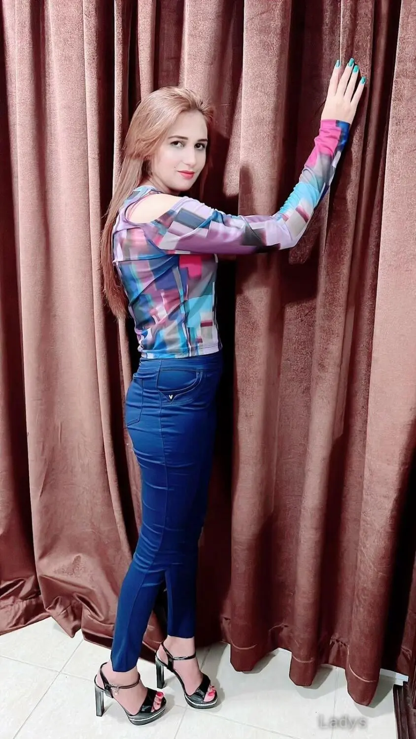 Samantha Indian Housewife, 23 years latina escorts girl, height 167 sm, Weight  kg, listcrawler Dubai