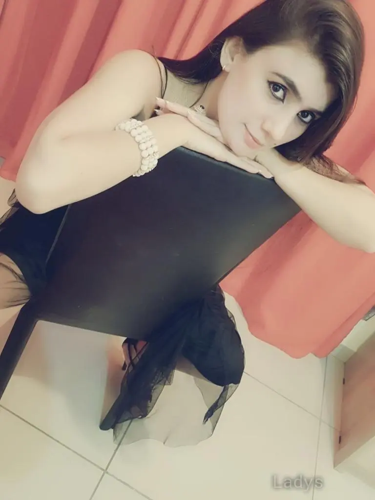 Vineeta Busty Girl, 23 years latina escorts girl, height 166 sm, Weight kg, listcrawler Dubai