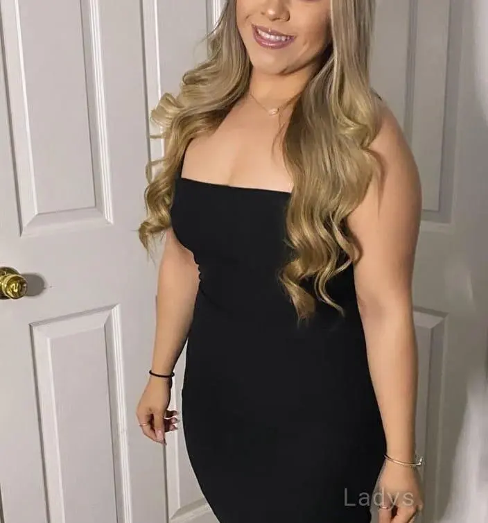Elliana, years latina escorts girl, height sm, Weight kg, listcrawler Durban