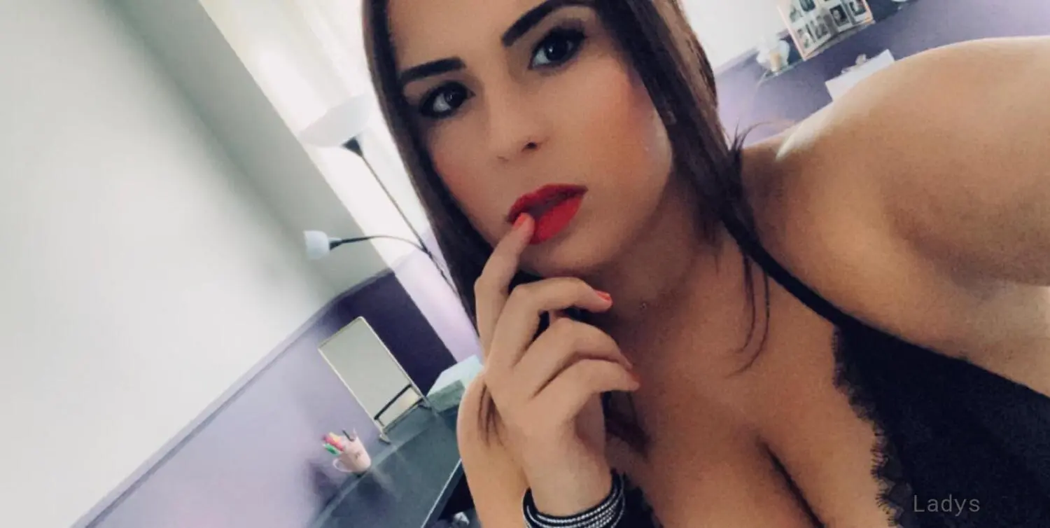Bine, 25 years latina escorts girl, height 168 sm, Weight kg, listcrawler Frankfurt