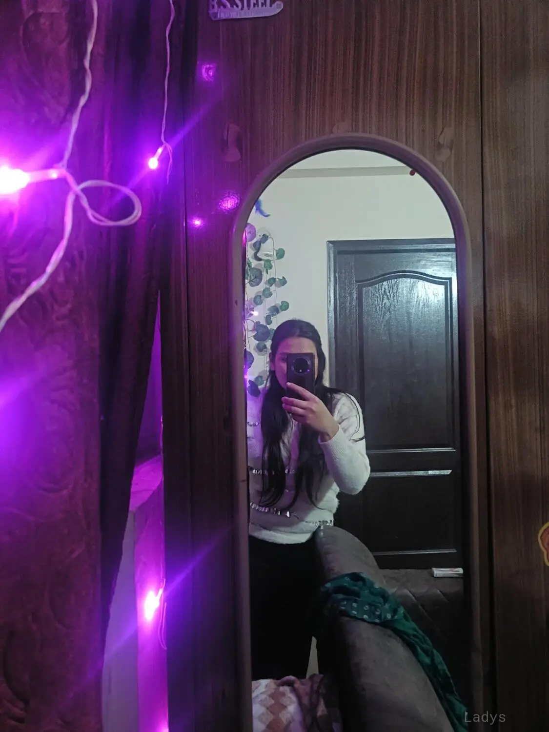 Linet, 32 years latina escorts girl, height 159 sm, Weight  kg, listcrawler Greater Noida