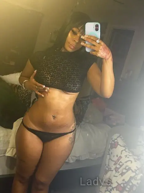 Sexy Crystal,, 28 years latina escorts girl, height 164 sm, Weight 55 kg, listcrawler Greensboro