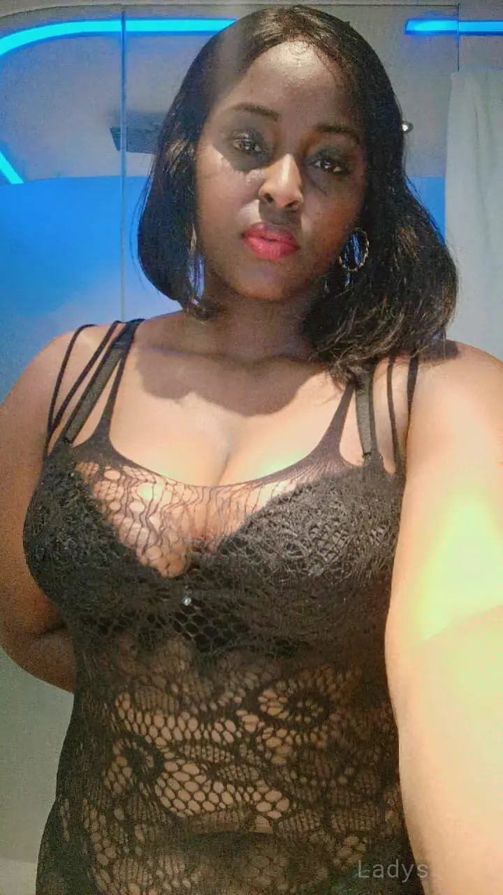 Vanessa, years latina escorts girl, height sm, Weight kg, listcrawler Guangzhou