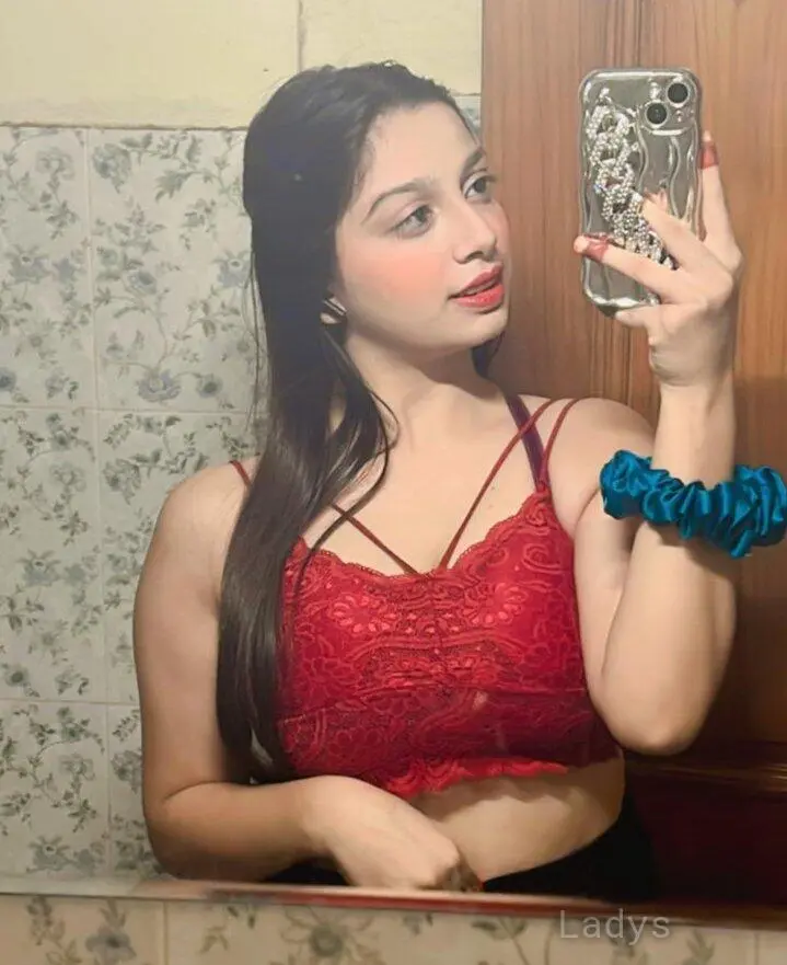Riya Agarwal, 22 years latina escorts girl, height 165 sm, Weight  kg, listcrawler Gurgaon