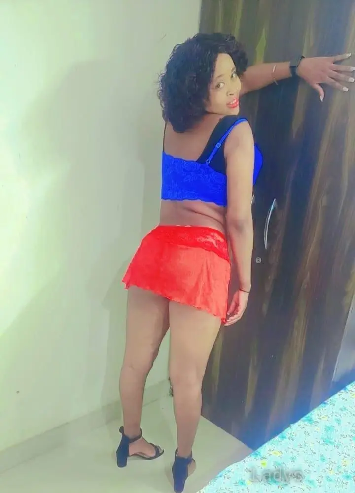 Skyler, 24 years latina escorts girl, height 160 sm, Weight  kg, listcrawler Gurgaon