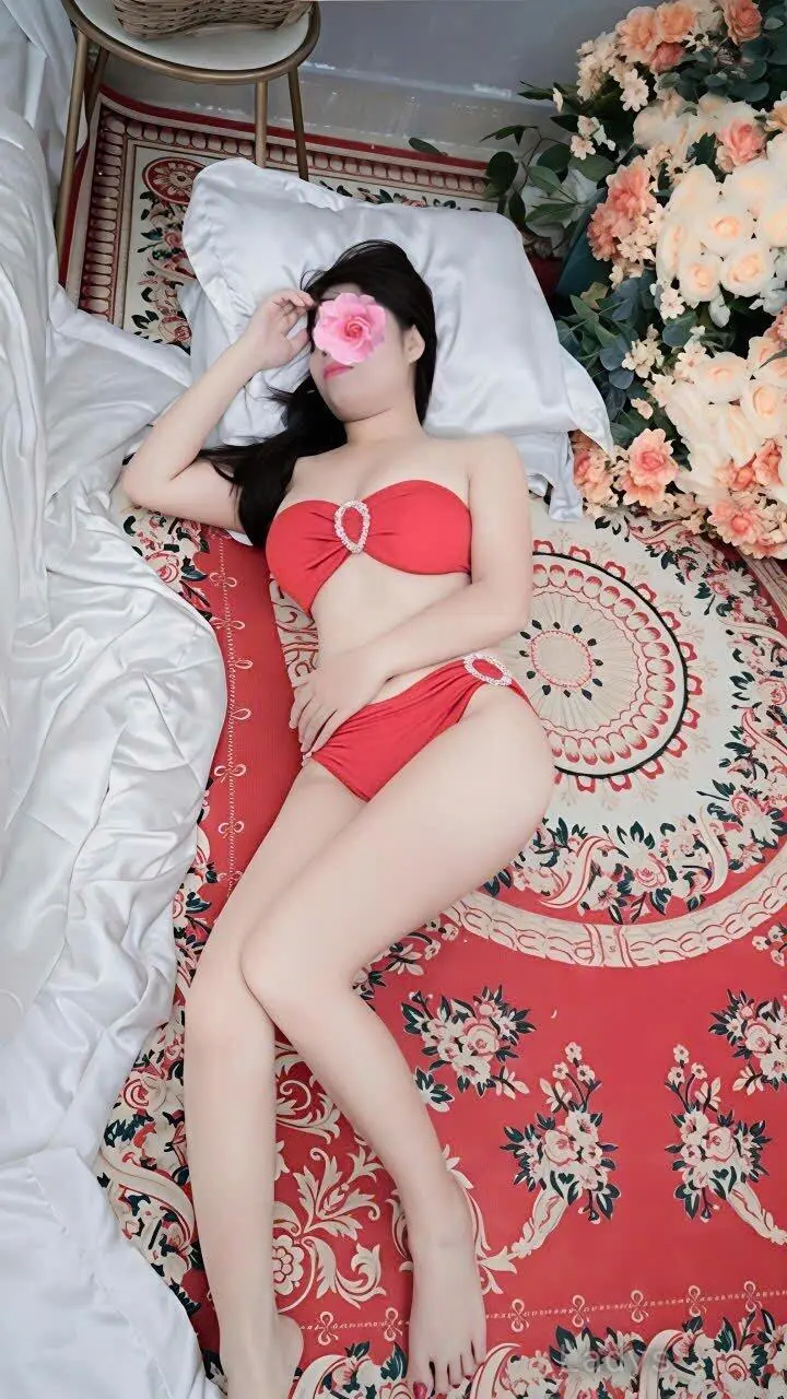 Diep Tran, 28 years latina escorts girl, height 161 sm, Weight  kg, listcrawler Hanoi