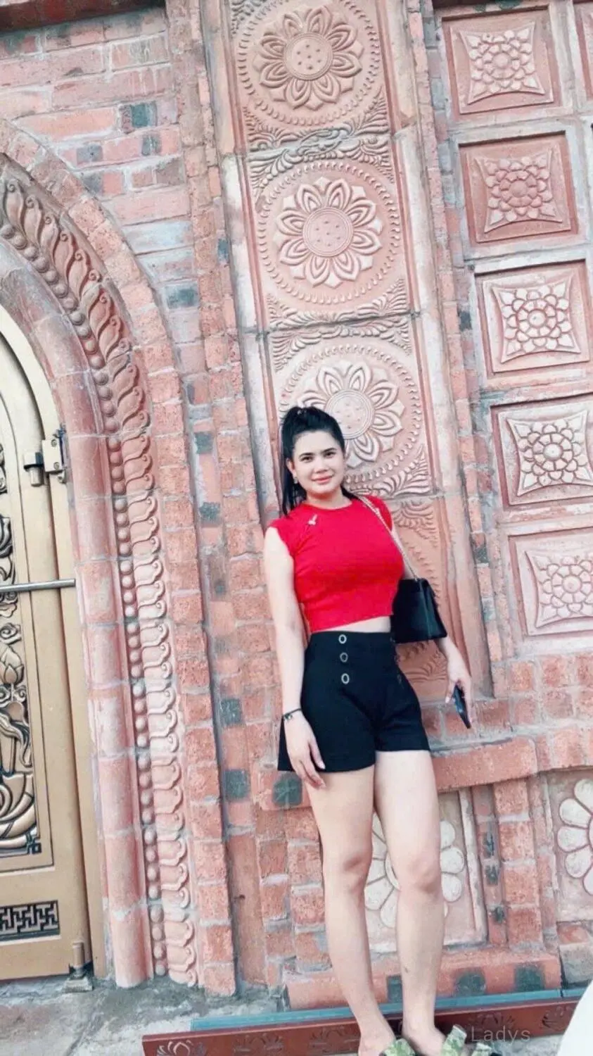 Tina, 28 years latina escorts girl, height 165 sm, Weight  kg, listcrawler Ho Chi Minh
