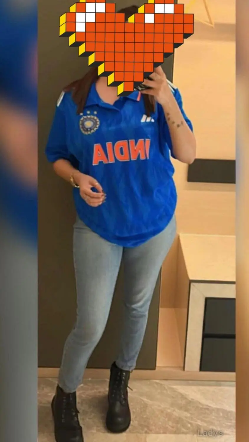 Disha, 23 years latina escorts girl, height 154 sm, Weight  kg, listcrawler Hyderabad