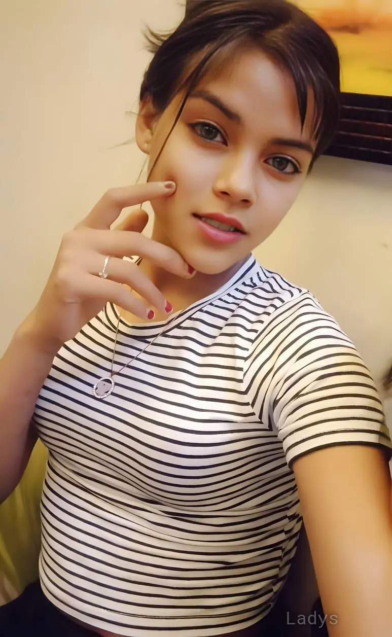 Magnolia, 23 years latina escorts girl, height 160 sm, Weight kg, listcrawler Hyderabad