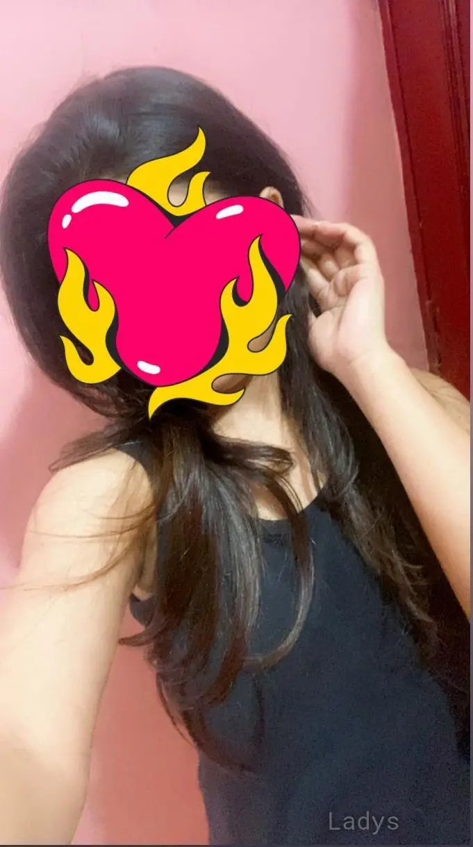 Isha, 23 years latina escorts girl, height 165 sm, Weight  kg, listcrawler Jaipur