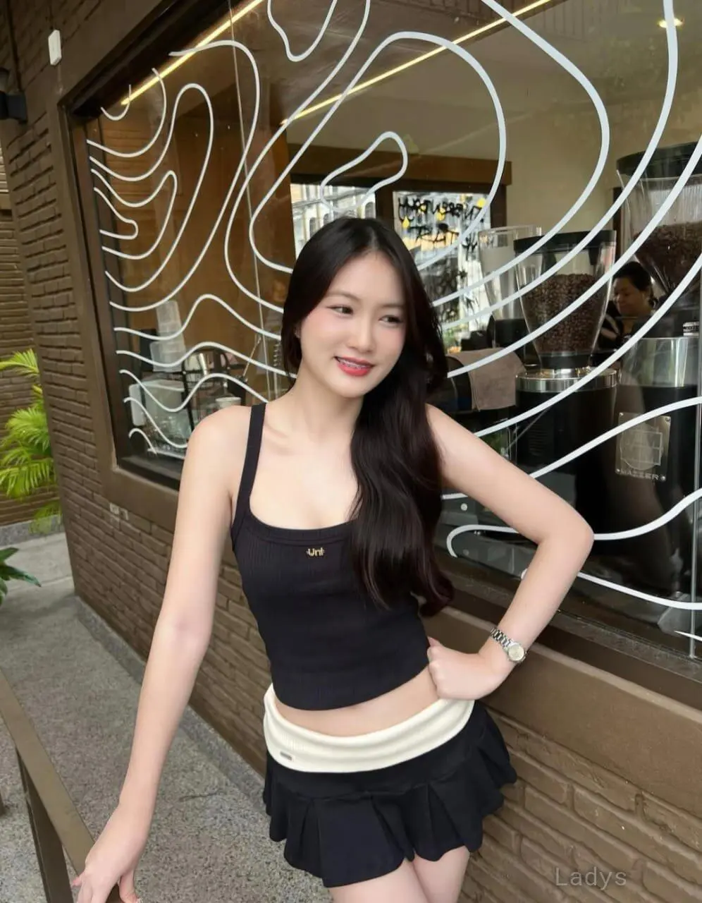Cia, 23 years latina escorts girl, height 162 sm, Weight kg, listcrawler Jakarta