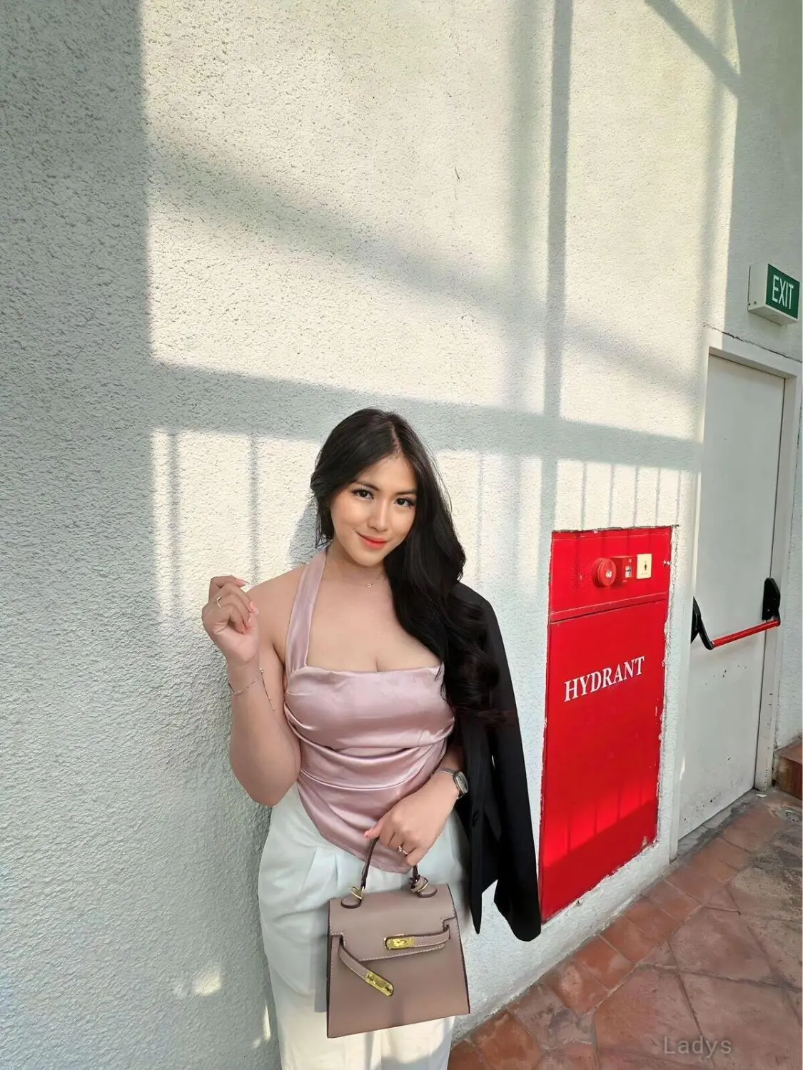 Feliciaa, 22 years latina escorts girl, height 168 sm, Weight kg, listcrawler Jakarta