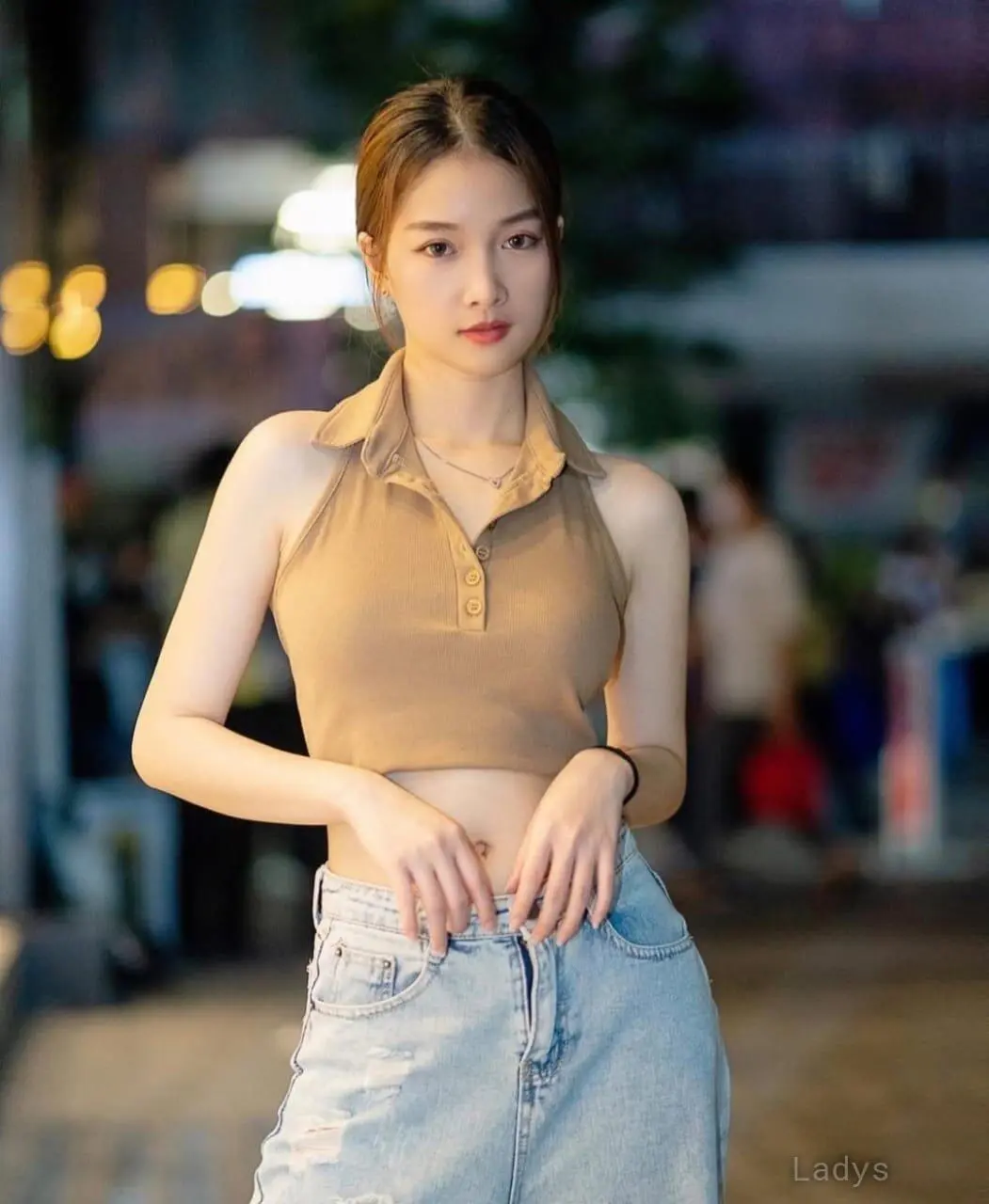 Jenny, 22 years latina escorts girl, height 161 sm, Weight  kg, listcrawler Jakarta