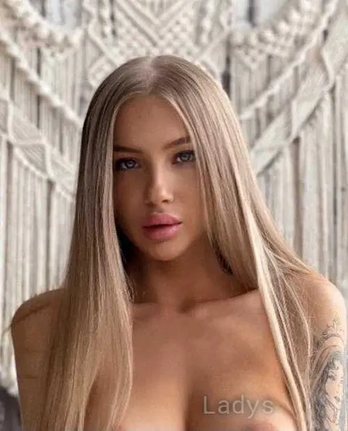 Анастасия Мирославская, 25 years latina escorts girl, height 169 sm, Weight 47 kg, listcrawler Jeddah