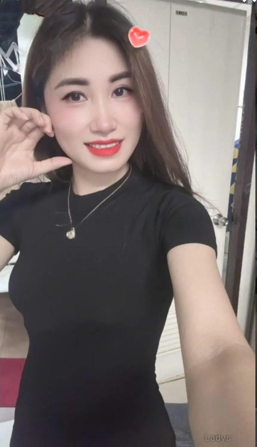 Agela, 26 years latina escorts girl, height 159 sm, Weight  kg, listcrawler Jeddah
