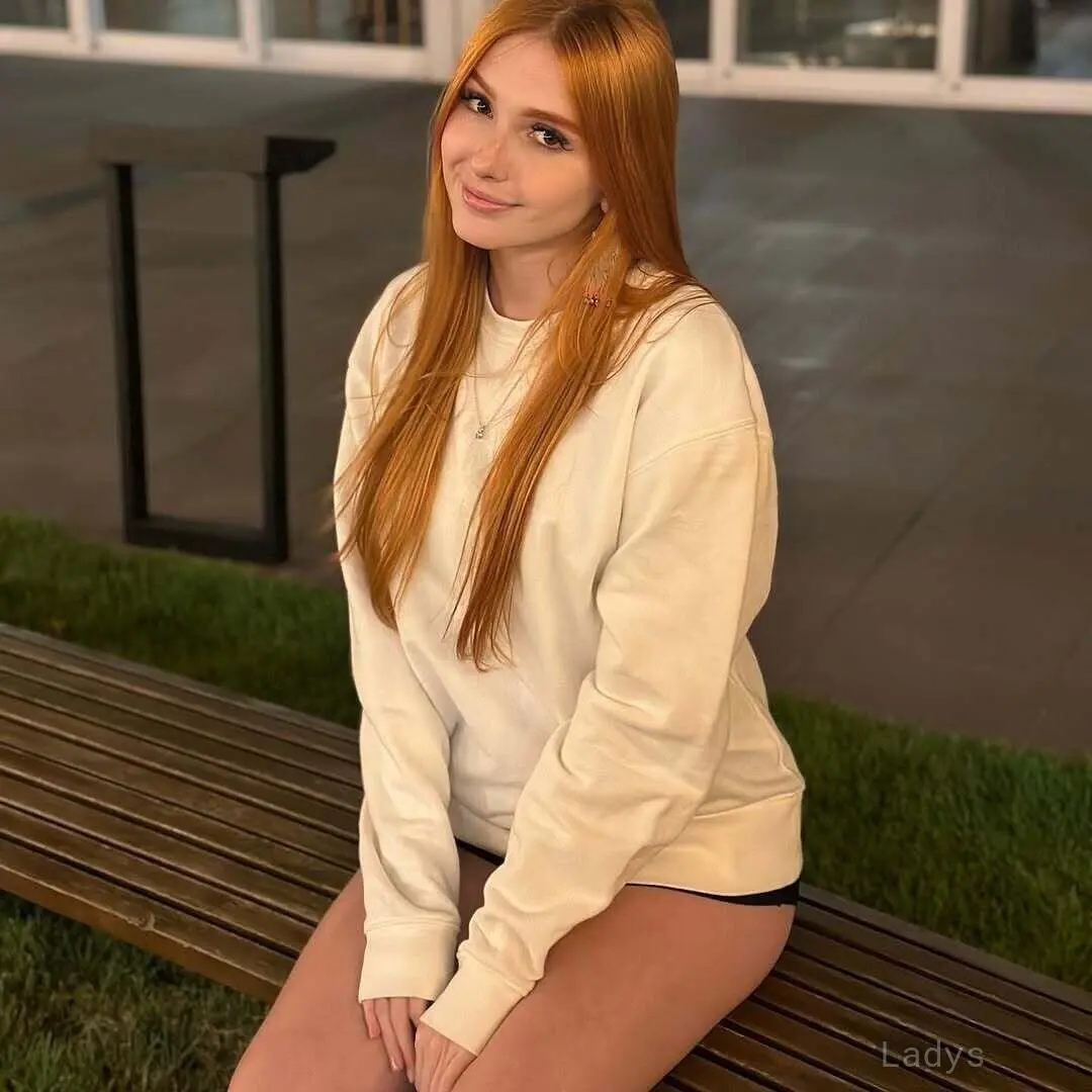 Parvina, 23 years latina escorts girl, height 168 sm, Weight  kg, listcrawler Jeddah