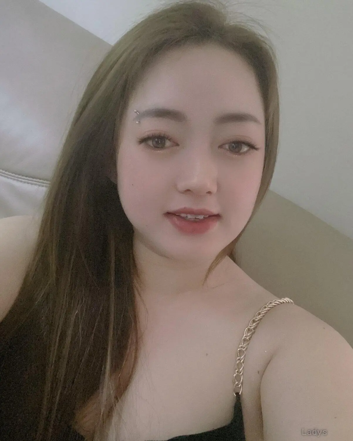 Tiennho, 22 years latina escorts girl, height 165 sm, Weight  kg, listcrawler Juffair