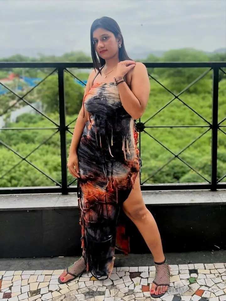 Fauzia, 21 years latina escorts girl, height 154 sm, Weight kg, listcrawler Kannur