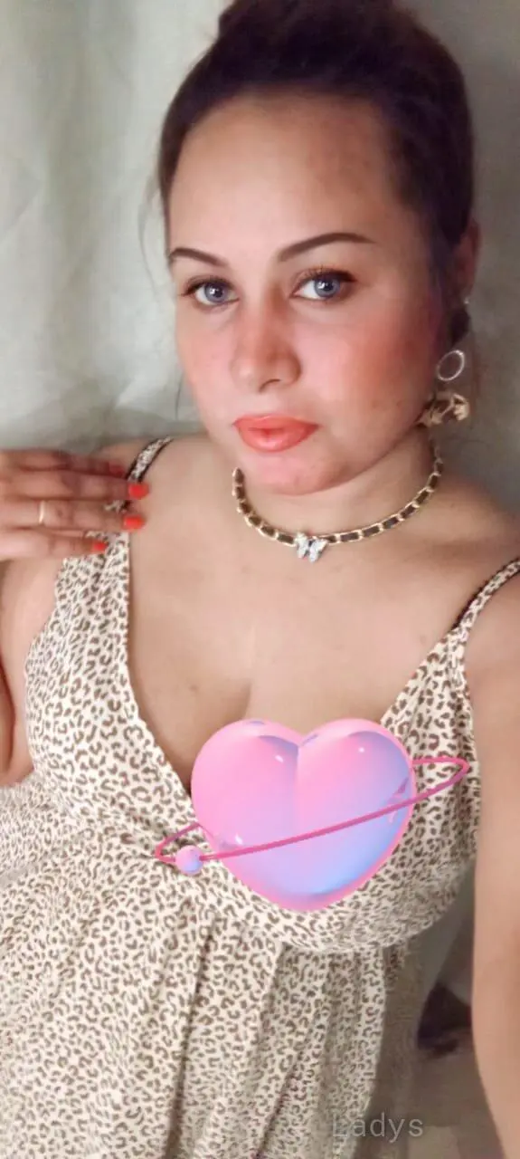 Maria, 26 years latina escorts girl, height 152 sm, Weight  kg, listcrawler Karachi
