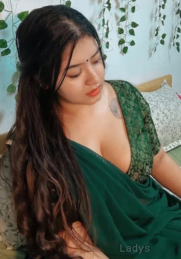 Nandini, 23 years latina escorts girl, height 154 sm, Weight kg, listcrawler Kochi