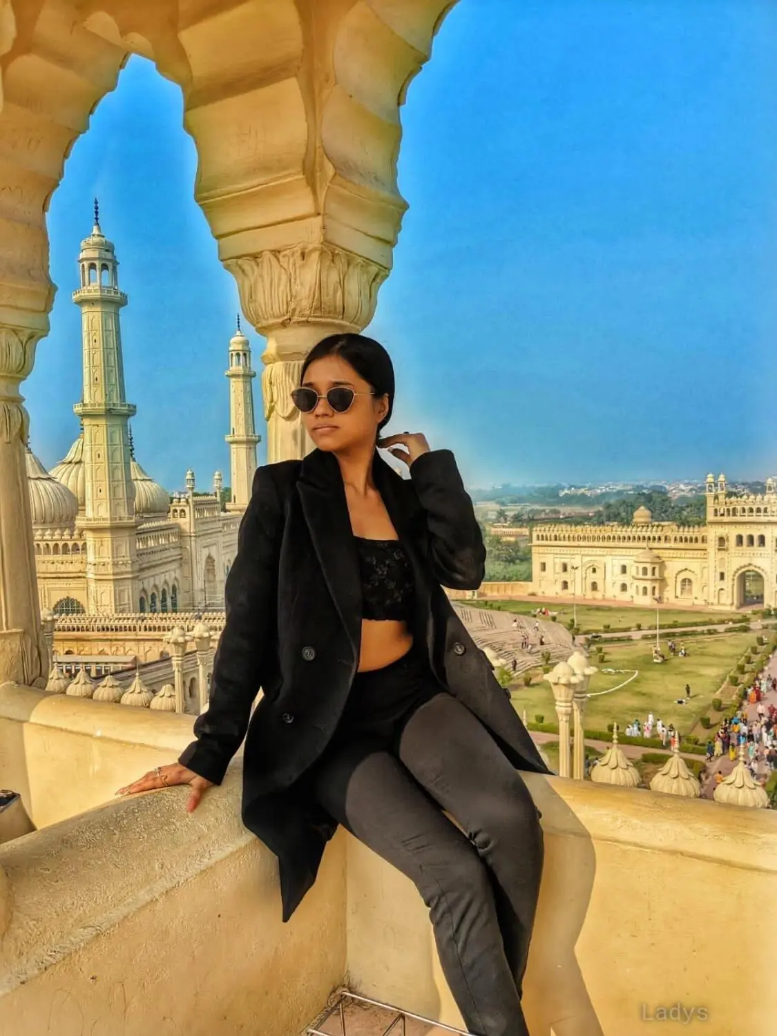 Tina, 24 years latina escorts girl, height  sm, Weight  kg, listcrawler Kochi