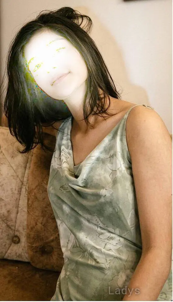 Ananya, 20 years latina escorts girl, height 165 sm, Weight  kg, listcrawler Kolkata