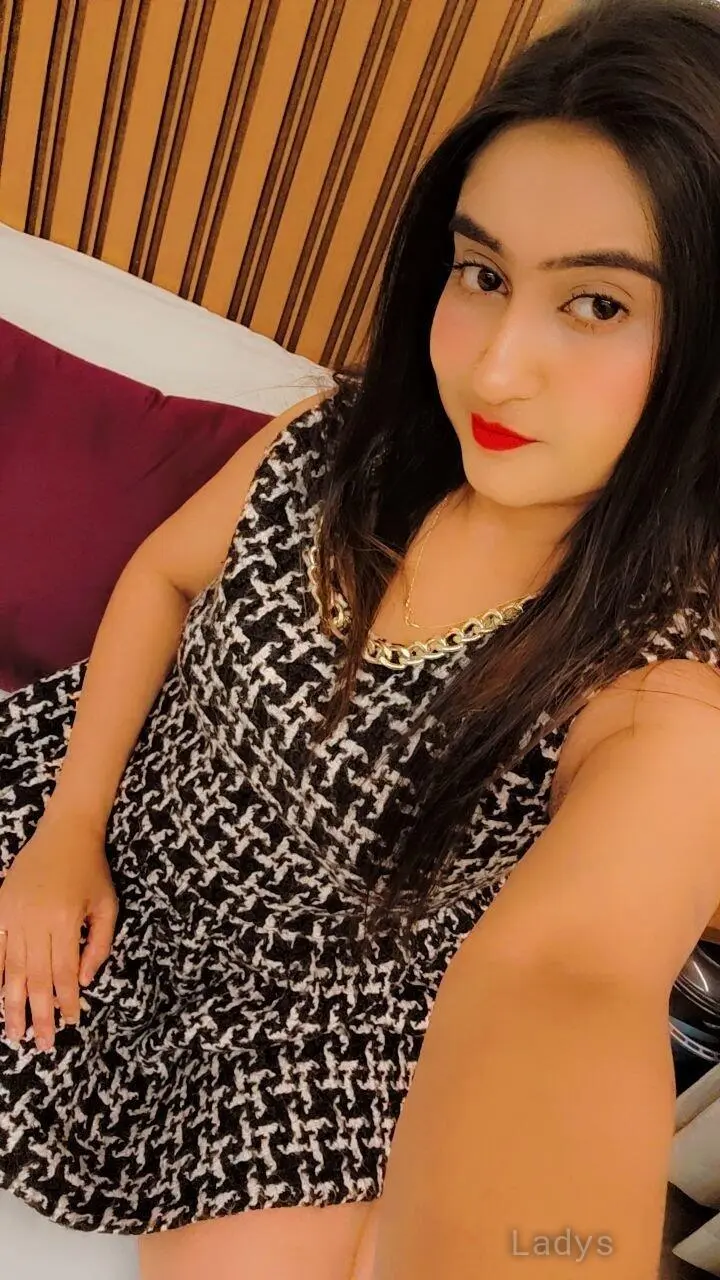 Anu, 24 years latina escorts girl, height 157 sm, Weight kg, listcrawler Kolkata