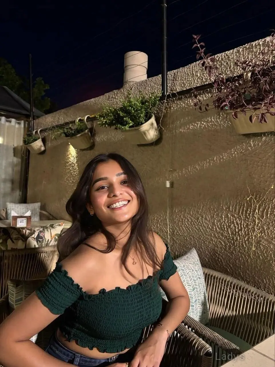 Ritika, 22 years latina escorts girl, height 154 sm, Weight  kg, listcrawler Kolkata