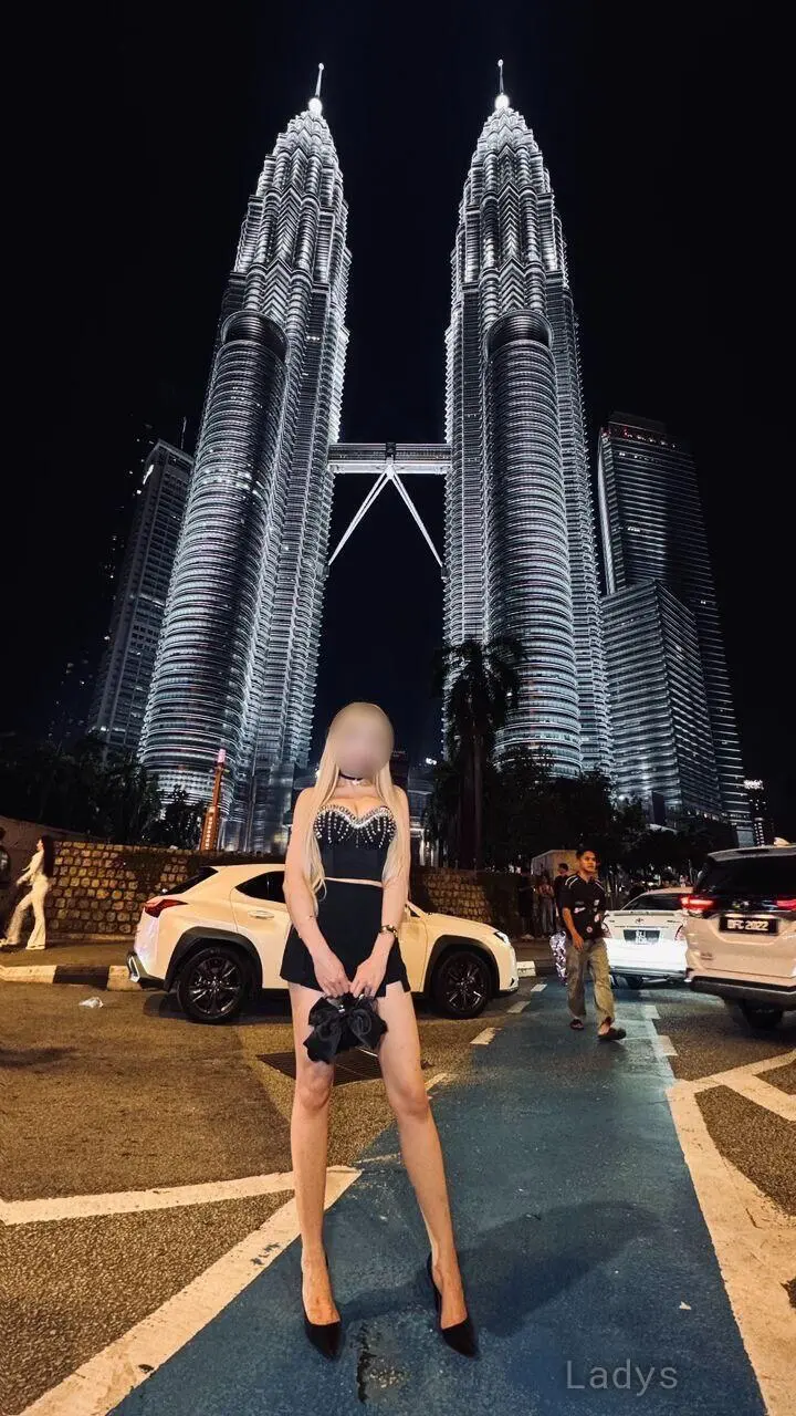 Nastie, 26 years latina escorts girl, height 173 sm, Weight 54 kg, listcrawler Kuala Lumpur