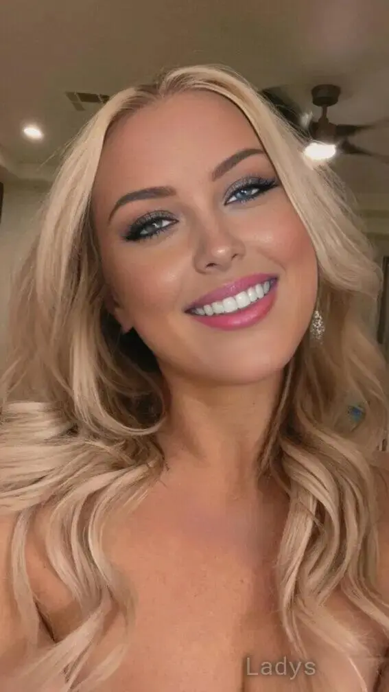 Blonde Beach Babe, 35 years latina escorts girl, height 160 sm, Weight 55 kg, listcrawler Las Vegas