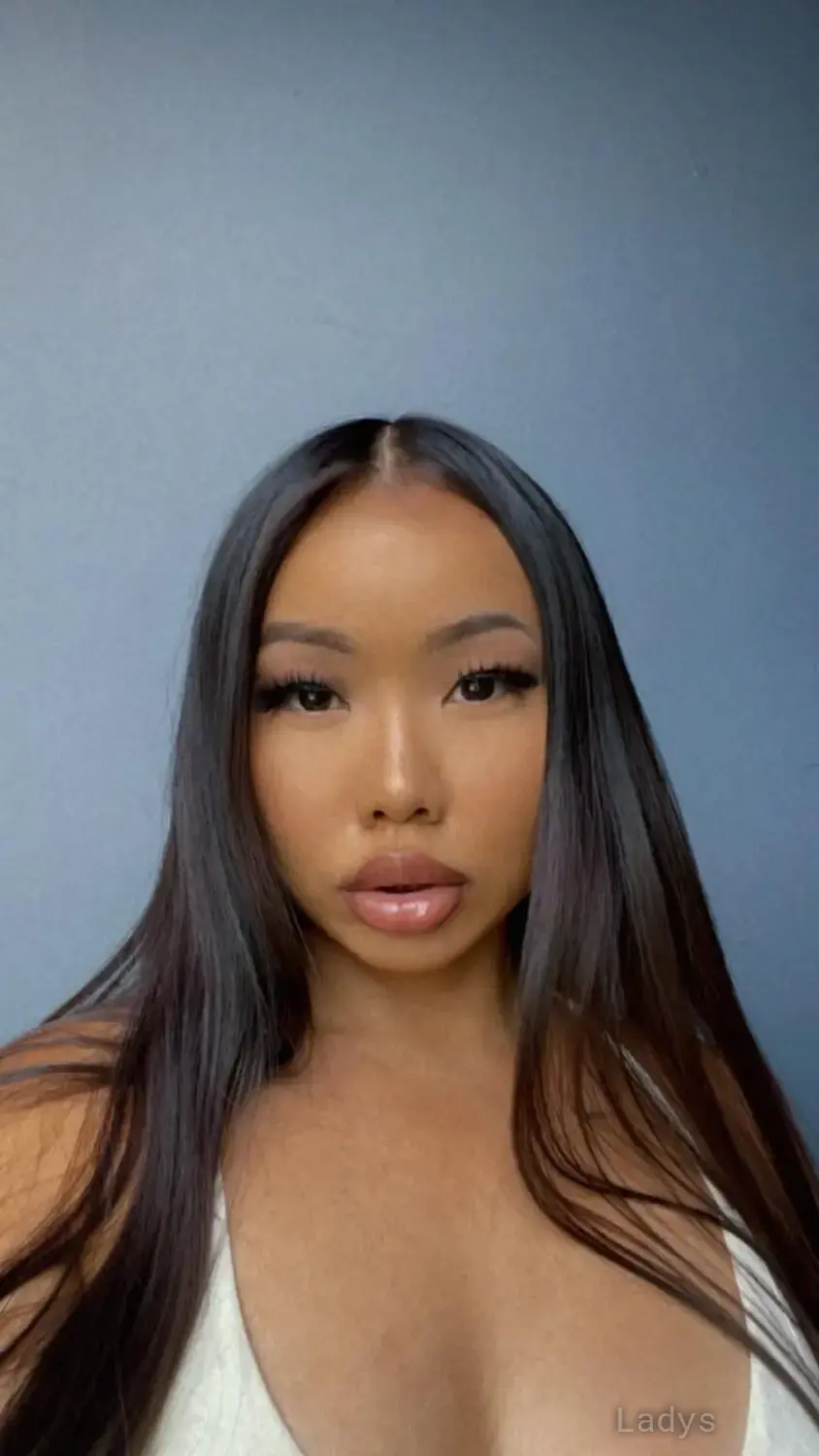 Jade, 20 years latina escorts girl, height 160 sm, Weight 57 kg, listcrawler Las Vegas