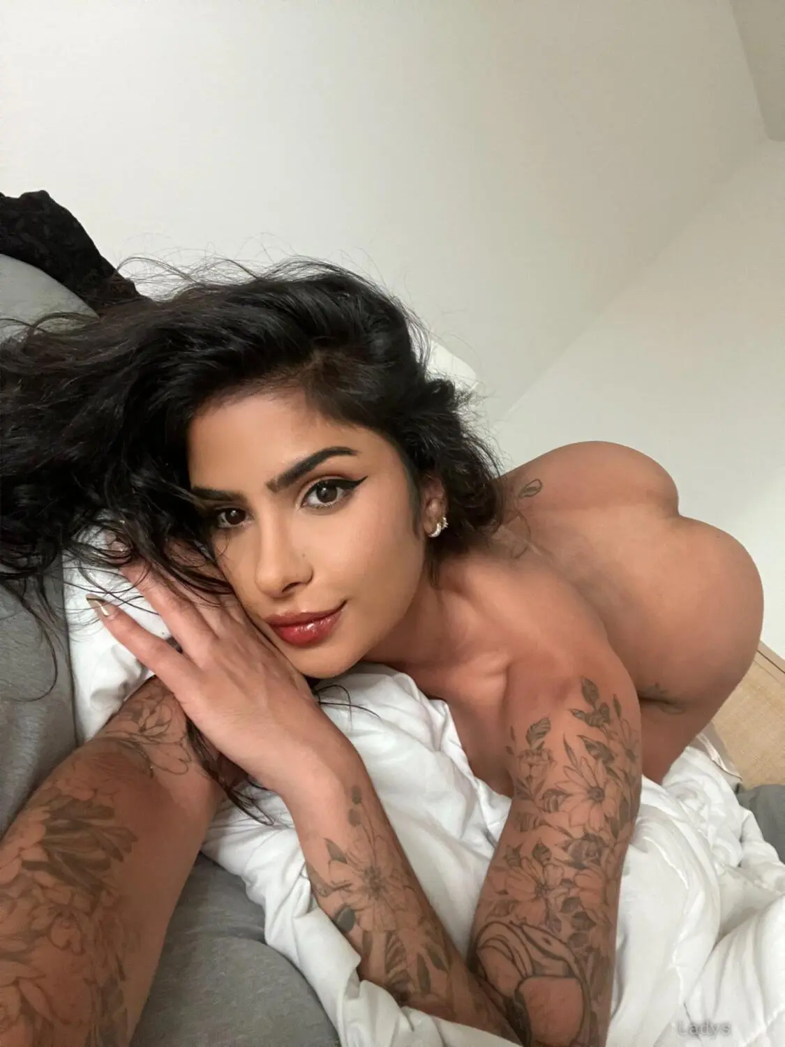 Playmate Layla, 21 years latina escorts girl, height 165 sm, Weight 56 kg, listcrawler Las Vegas