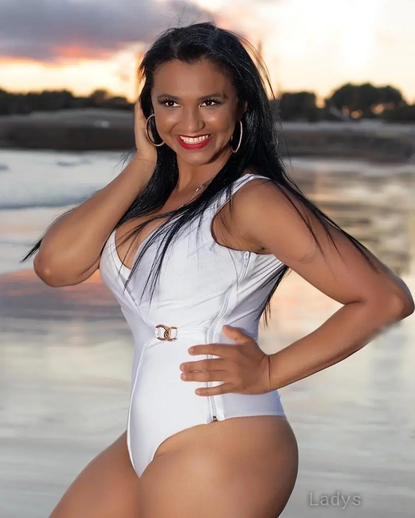 Katarina, 35 years latina escorts girl, height 167 sm, Weight kg, listcrawler Lisboa