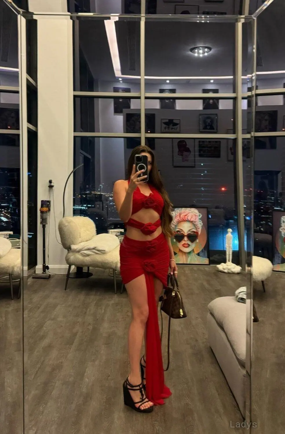 Mel, 29 years latina escorts girl, height 160 sm, Weight  kg, listcrawler London