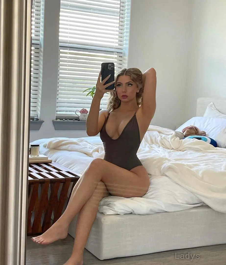 Feed me with anal, 26 years latina escorts girl, height 159 sm, Weight 51 kg, listcrawler Los Angeles