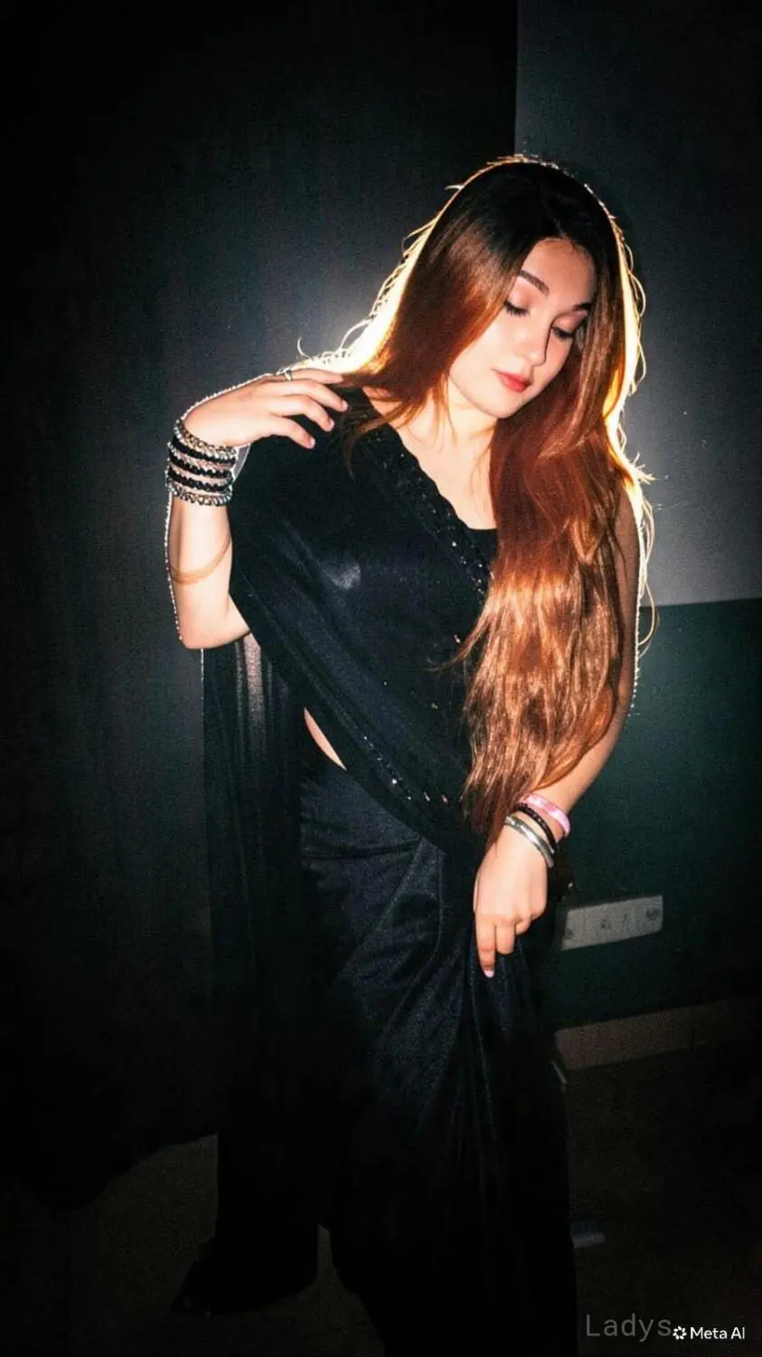 Aman, 21 years latina escorts girl, height 153 sm, Weight  kg, listcrawler Lucknow