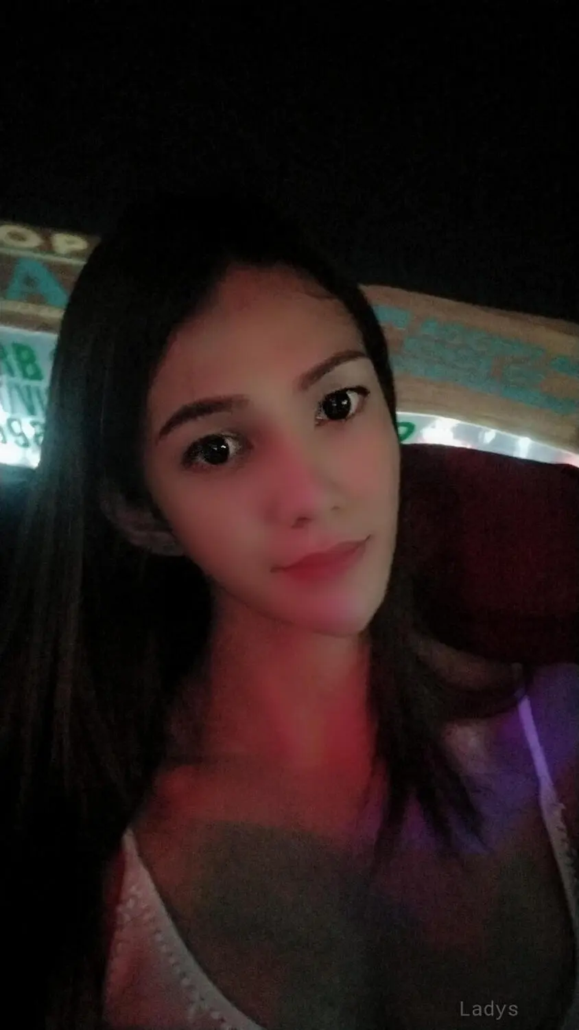 Cindy, 22 years latina escorts girl, height 163 sm, Weight  kg, listcrawler Makati-1