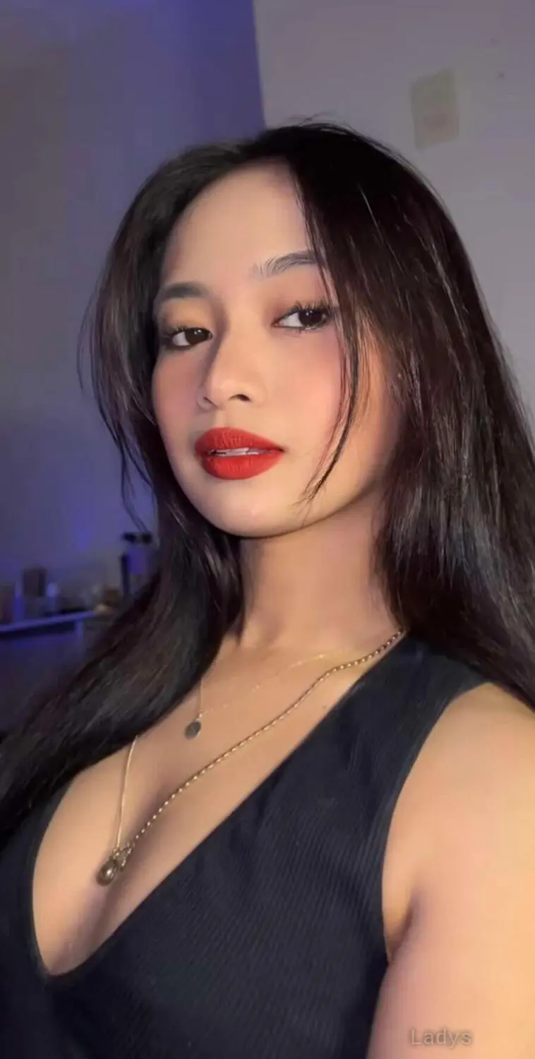 Mia, 23 years latina escorts girl, height 160 sm, Weight  kg, listcrawler Makati