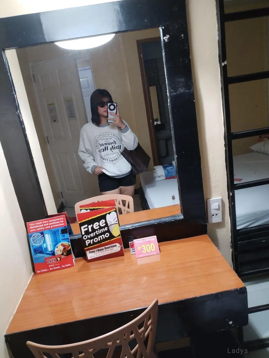 Yam, 26 years latina escorts girl, height 155 sm, Weight  kg, listcrawler Makati