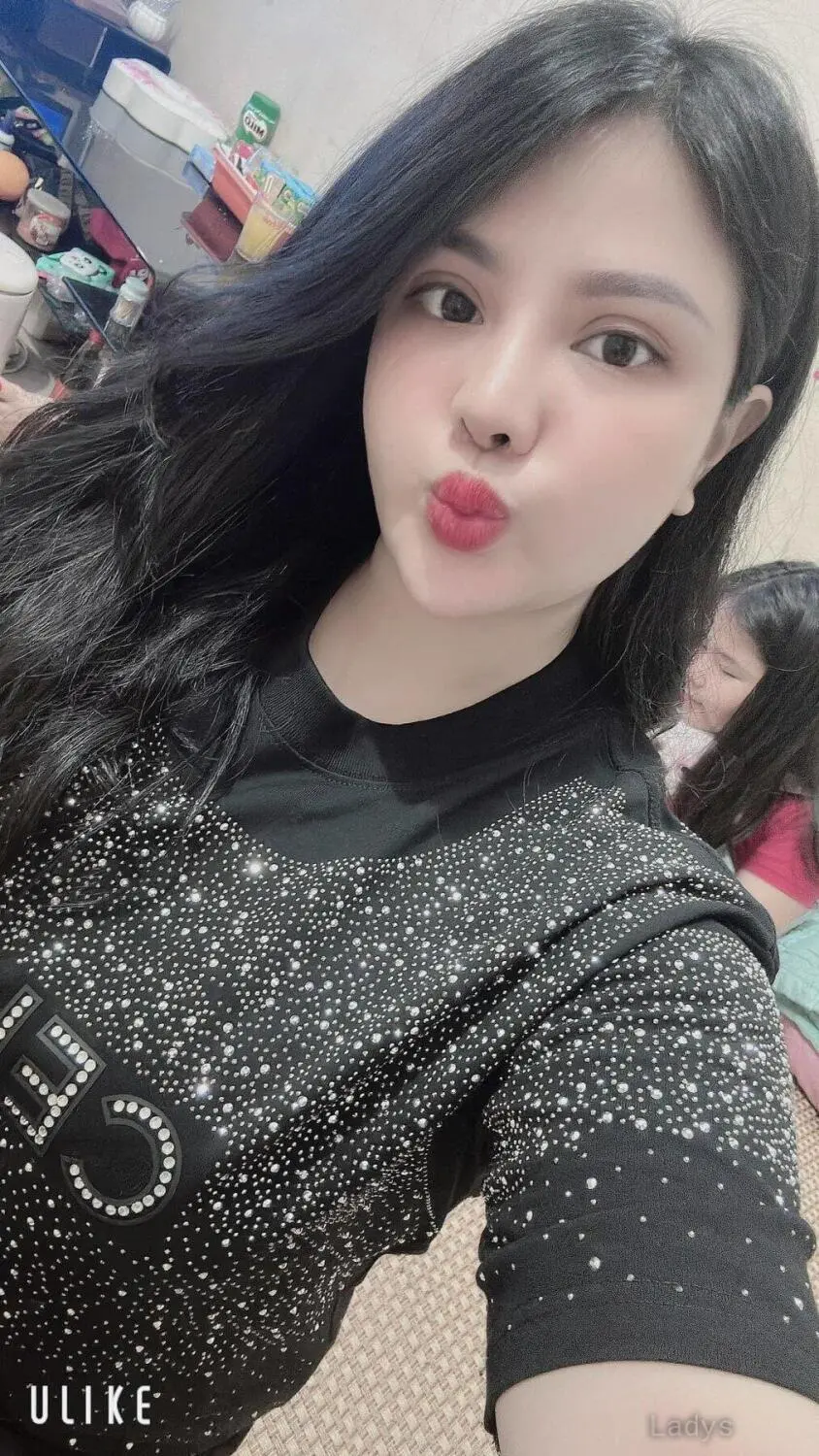 Ellen, 22 years latina escorts girl, height 163 sm, Weight  kg, listcrawler Manama