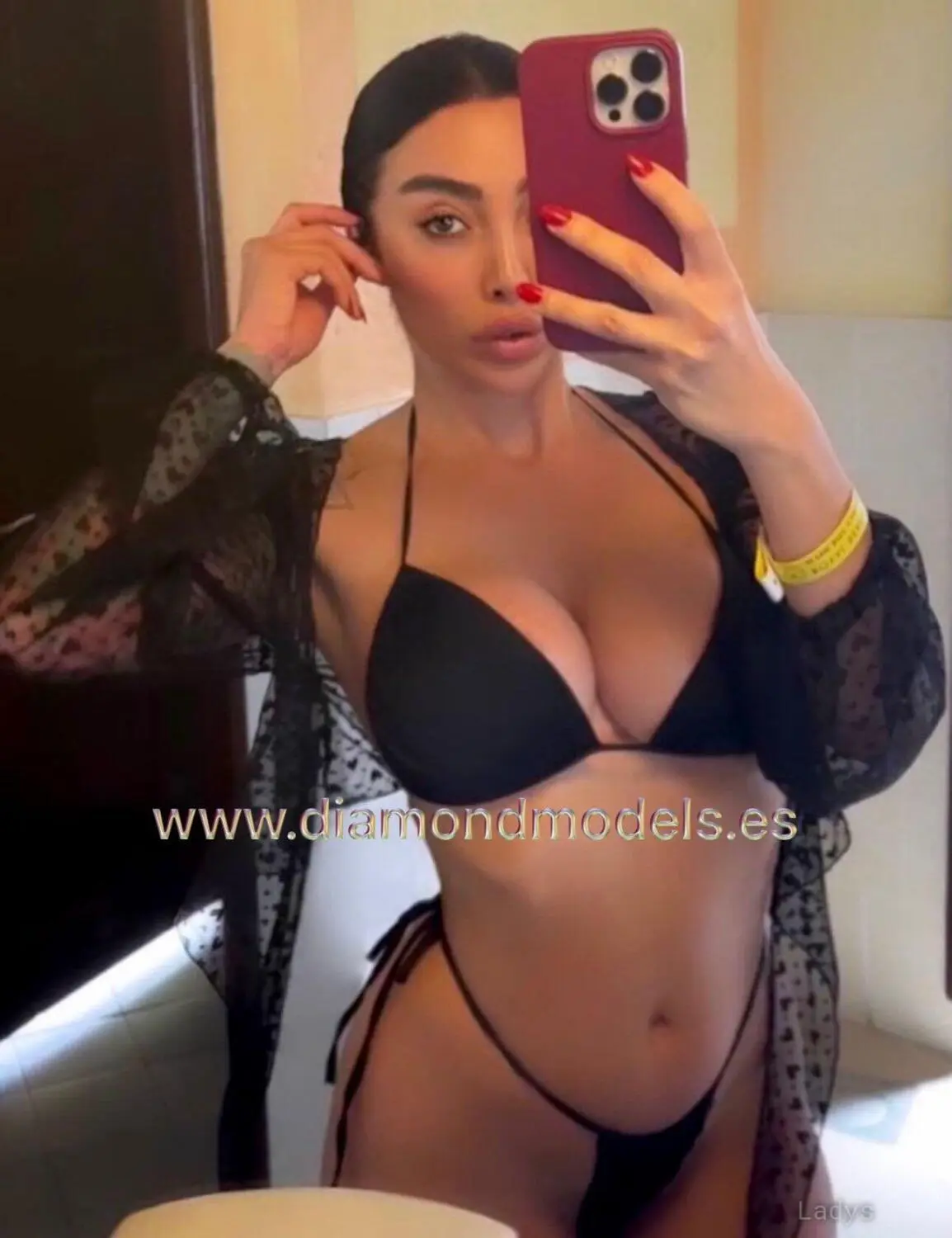 Valeria, 22 years latina escorts girl, height 168 sm, Weight  kg, listcrawler Manama