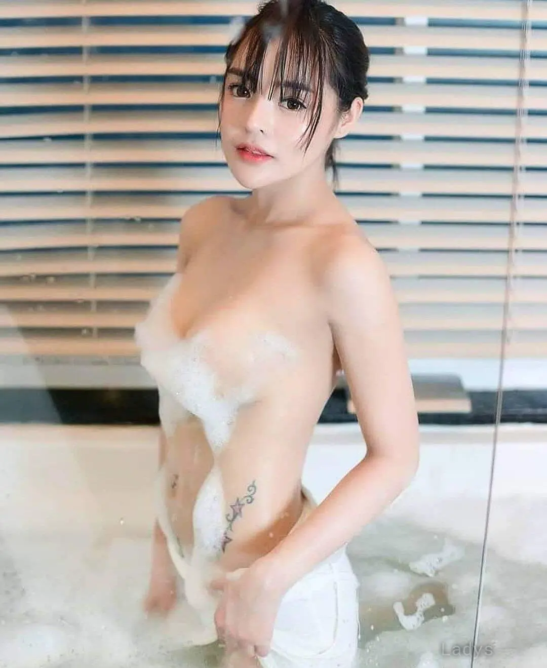 Young, 20 years latina escorts girl, height 165 sm, Weight kg, listcrawler Manama