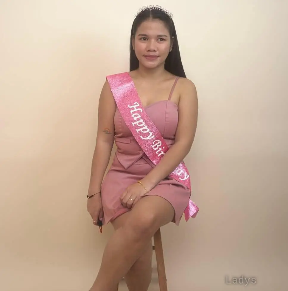 Alex, 23 years latina escorts girl, height 152 sm, Weight kg, listcrawler Manila