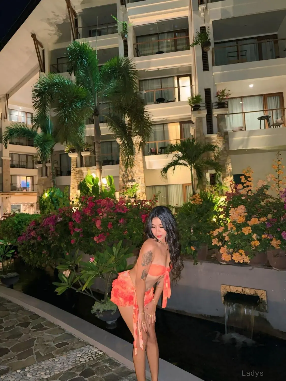 Jade, 23 years latina escorts girl, height 164 sm, Weight  kg, listcrawler Manila