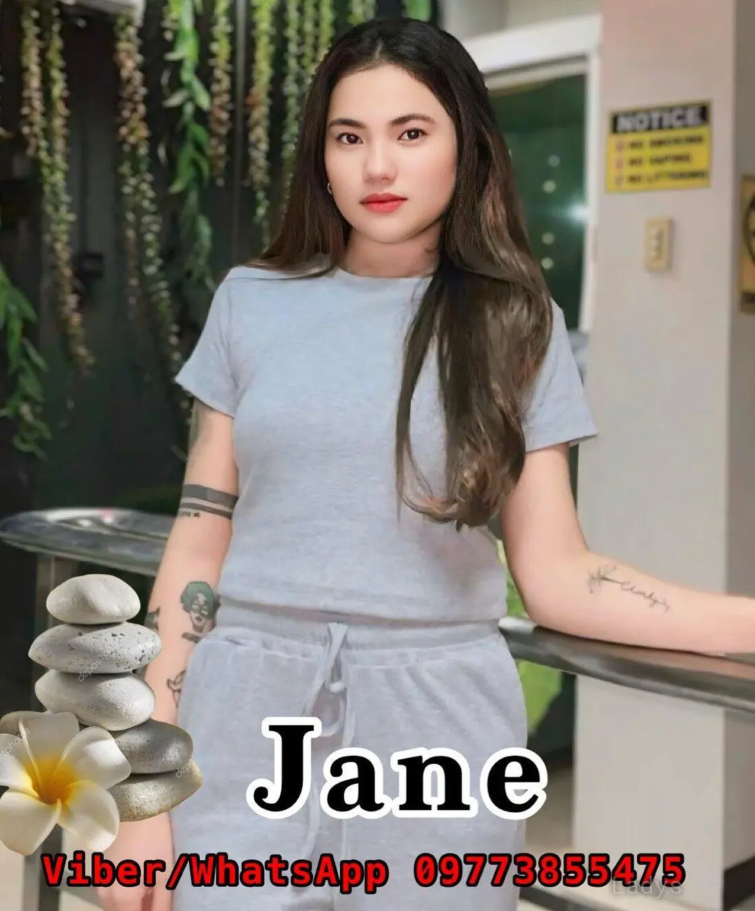 Moon, 23 years latina escorts girl, height 152 sm, Weight  kg, listcrawler Manila
