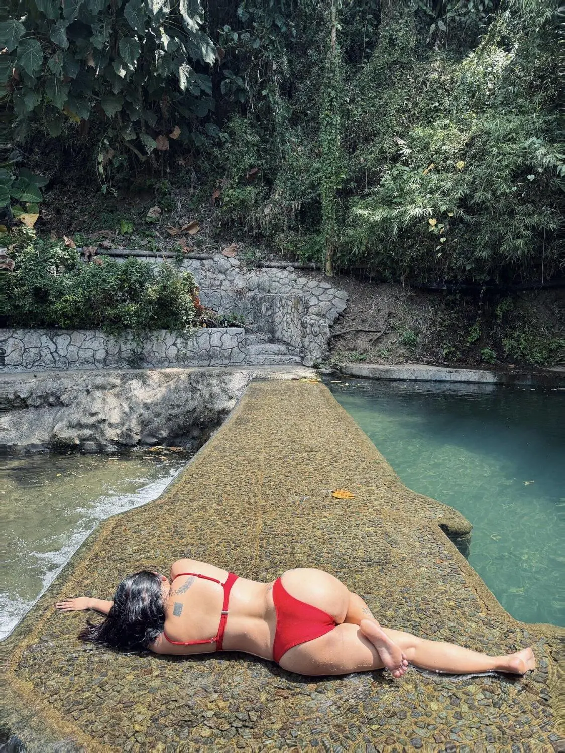 Nich, 24 years latina escorts girl, height 165 sm, Weight kg, listcrawler Manila